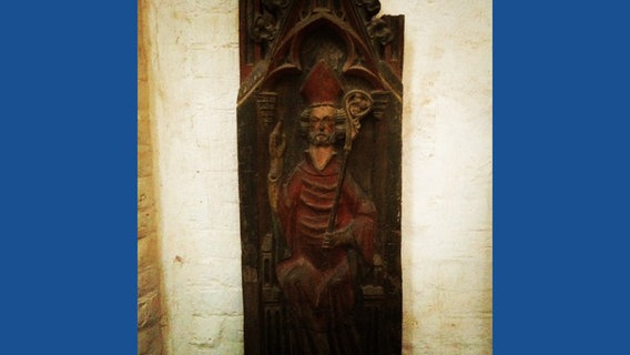Nikolausfigur in der Stralsunder Nikolaikirche.  Foto: Daniel Kaiser