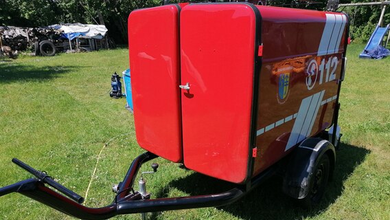 Der neue Schlauchwagen für die Feuerwehr auf der Insel Hiddensee. © ndr 