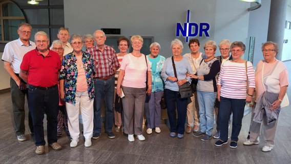 Funkhausführung vom 4. September: Eine Reisegruppen der HWP-Touristik aus Wismar. © ndr.de Foto: ndr.de