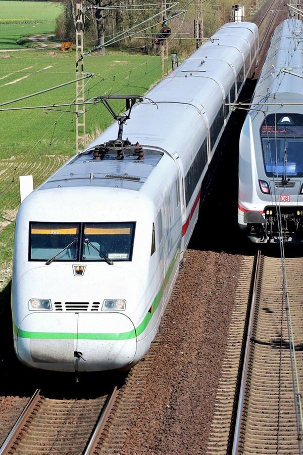 Deutsche Bahn bietet "20FahrtenTicket" für Pendler NDR