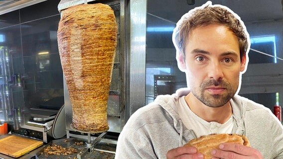 Ein Mann schaut entsetzt. Im Hintergrund ein Dönerspieß. © NDR 