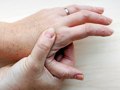 Was tun bei gelenkschmerzen handgelenk