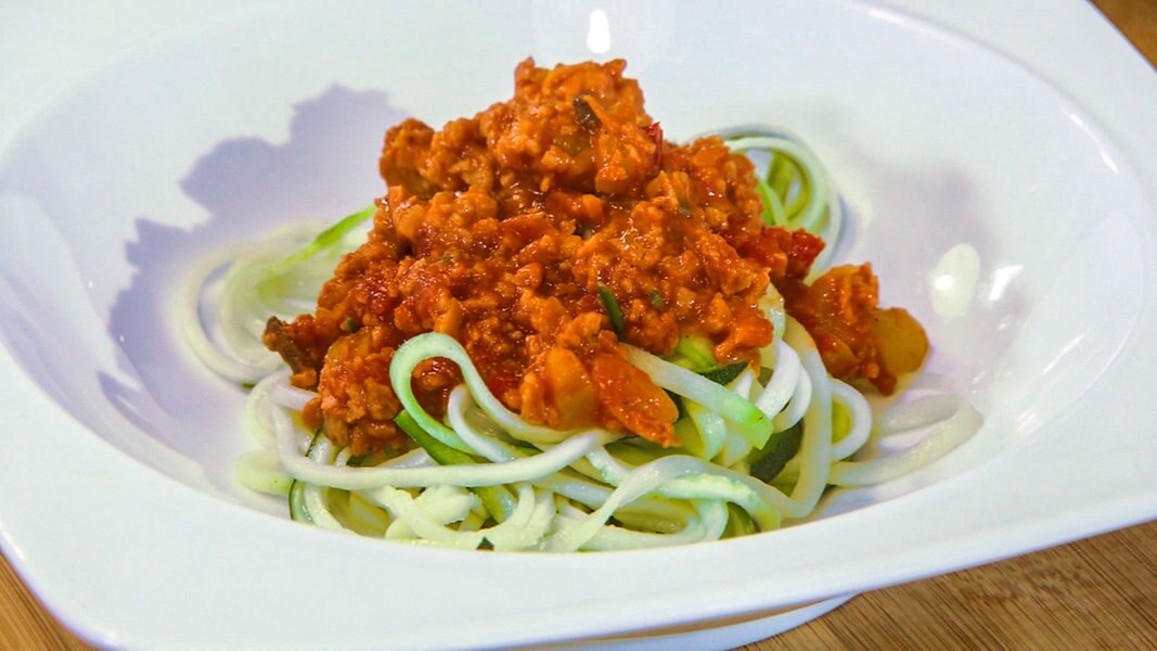 Low Carb: Kochen mit wenig Kohlenhydraten | NDR.de - Ratgeber - Gesundheit