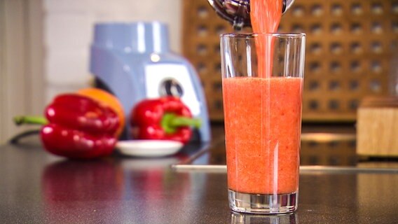 Roter Vitamin-C-Smoothie  
