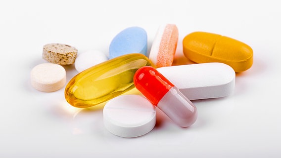 Bunte Tabletten © Fotolia.com Foto: ronstik