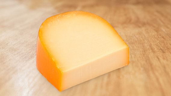 Ein Stück Gouda-Käse. © fotolia Foto: seen