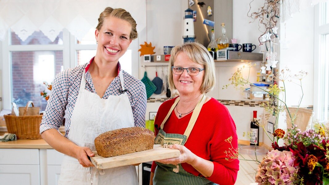 Rezept: Dinkel-Möhren-Brot backen | NDR.de - Ratgeber - Kochen ...