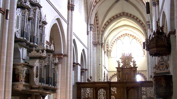 Orgel und Altarraum der Klosterkirche Riddagshausen © Hans-Dieter Karras Foto: Hans-Dieter Karras