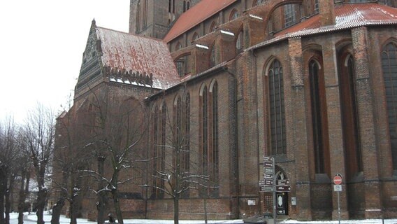 Eine Außenaufnahme der Nikolaikirche in Wismar. © Gemeinde Nikolaikirche Wismar Foto: Gemeinde Nikolaikirche Wismar