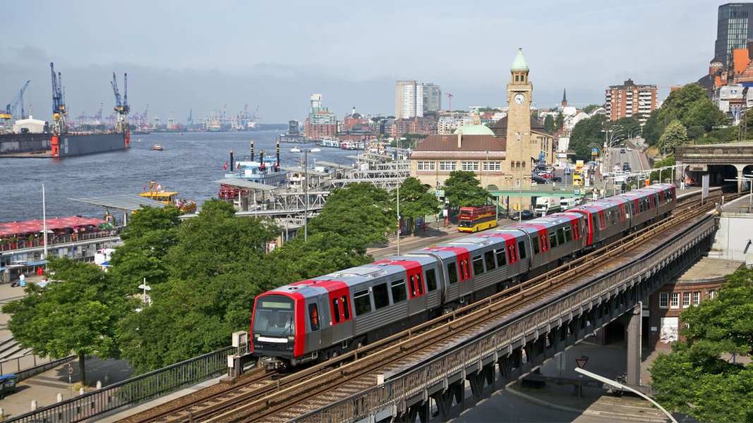 Hamburg günstig auf der Bahnlinie U3 erkunden NDR.de