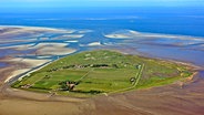 Die Insel Neuwerk im Wattenmeer aus der Luft. © picture alliance / blickwinkel Foto: Luftbild Bertram