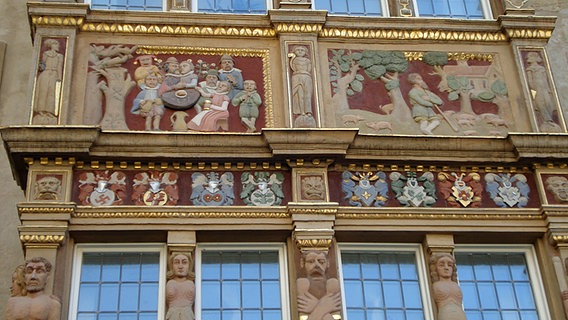 Details an der Fassade des Tempelhauses in Hildesheim © NDR Foto: Axel Franz