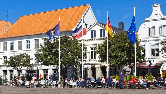 Marktplatz in der Altstadt von Eutin. © imago/imagebroker 