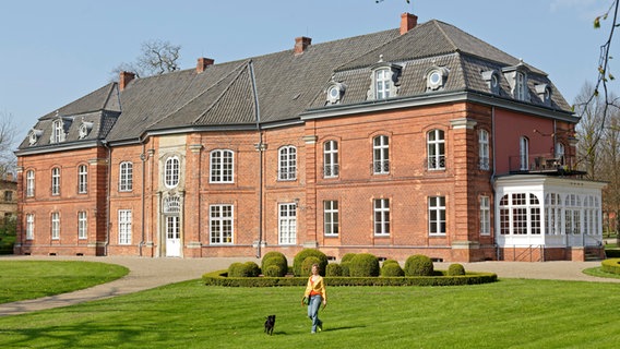 Blick auf die Fassade des Prinzenhaus in Plön. © Picture-Alliance / imageBROKER Foto: Siegfried Kuttig