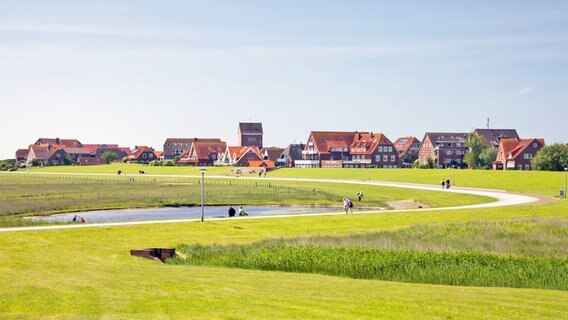 Blick Westdorf auf der Nordseeinsel Baltrum. © imago images Foto: imagebroker