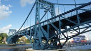Die Kaiser-Wilhelm-Brücke in Wilhelmshaven © Wilhelmshaven Touristik & Freizeit GmbH 