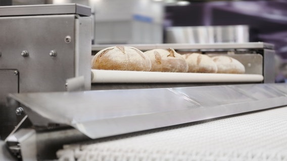 Industrielle Herstellung von Brot © Colourbox Foto: -