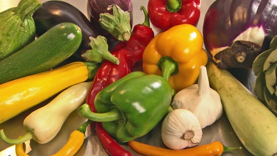 Mediterranes Gemüse richtig zubereiten | NDR.de - Ratgeber - Verbraucher