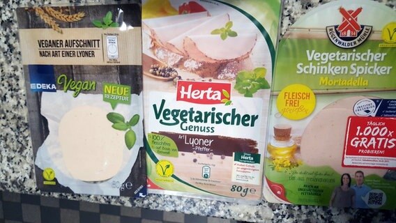 Vegetarische Fleischwurst © Uwe Leiterer 
