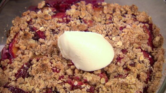 Zwetschgen-Crumble  