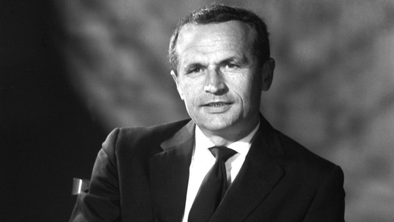 Der Intendant des NWDRs Ernst Schnabel © NDR Foto: NDR