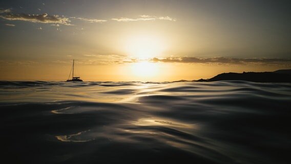 Sonnenuntergang auf dem Meer. © Photocase Foto: g-mikee