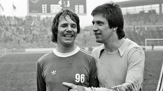 Die Hannoveraner Profis Peter Anders (l.) und Franz Josef Pauly © imago/Rust 