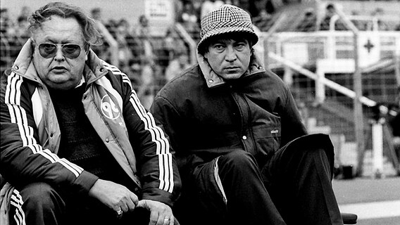 Werner Biskup (r.) und  96-Betreuer Werner Zimmermann (Archivbild aus dem Jahr 1985) © imago/Ferdi Hartung Foto: Ferdi Hartung