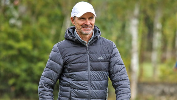 Trainer Thomas Brdaric vom albanischen Erstligisten KF Vllaznia © picture alliance/dpa/KS Vllaznia Shkodra/ Thomas Brdaric 