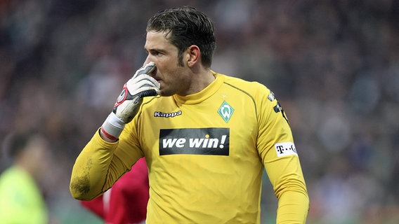 Tim Wiese in der Saison 2006/07 im Trikot von Werder Bremen © imago/Oliver Hardt 