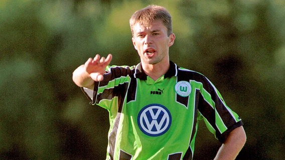 Krzysztof Nowak im Trikot des VfL Wolfsburg. © imago Foto: imago