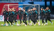 Frauen-Nationalmannschaft, Training, Abschlusstraining, Länderspiel, Deutschland - Dänemark © imago / Ostseephoto 