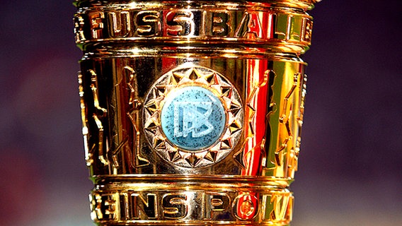 Der DFB-Pokal © dpa 