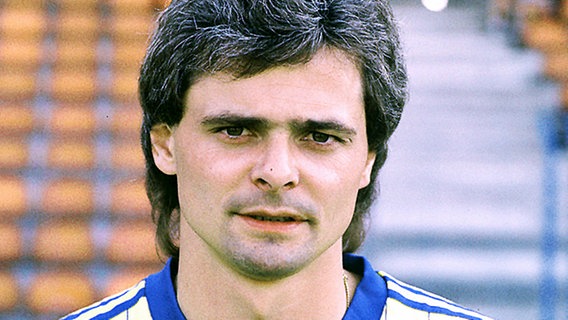 Lutz Eigendorf im Eintracht-Trikot © picture-alliance 