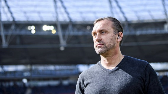 Thomas Doll, pelatih Hannover 96 © imago images / Jan Huebner 