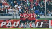 Jubel bei den Spielern von Hannover 96 © IMAGO/osnapix Foto: Titgemeyer