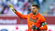 Hannovers Kapitän Ron-Robert Zieler © picture alliance / dpa 