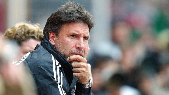 Leverkusen-Coach Thomas Hörster © picture-alliance / Pressefoto ULMER 