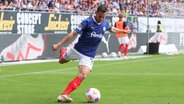 Holstein-Spieler Steven Skrzybski © Imago Foto: Jan Huebner