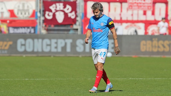 Frust bei John Tolkin von Holstein Kiel © picture alliance/dpa | Claus Bergmann 