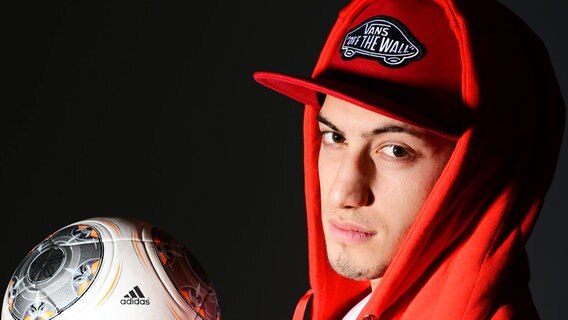 Hakan Calhanoglu vom Hamburger SV © Witters Foto: Tim Groothuis