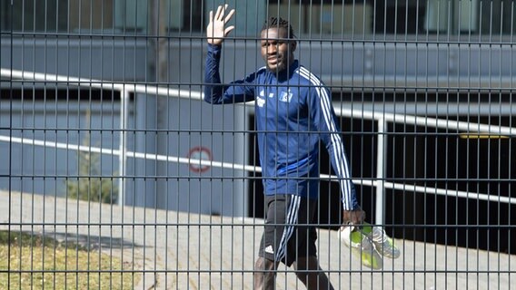 HSV-Profi Bakery Jatta beim Trainingsauftakt des HSV am 6. April. © picture alliance / dpa 