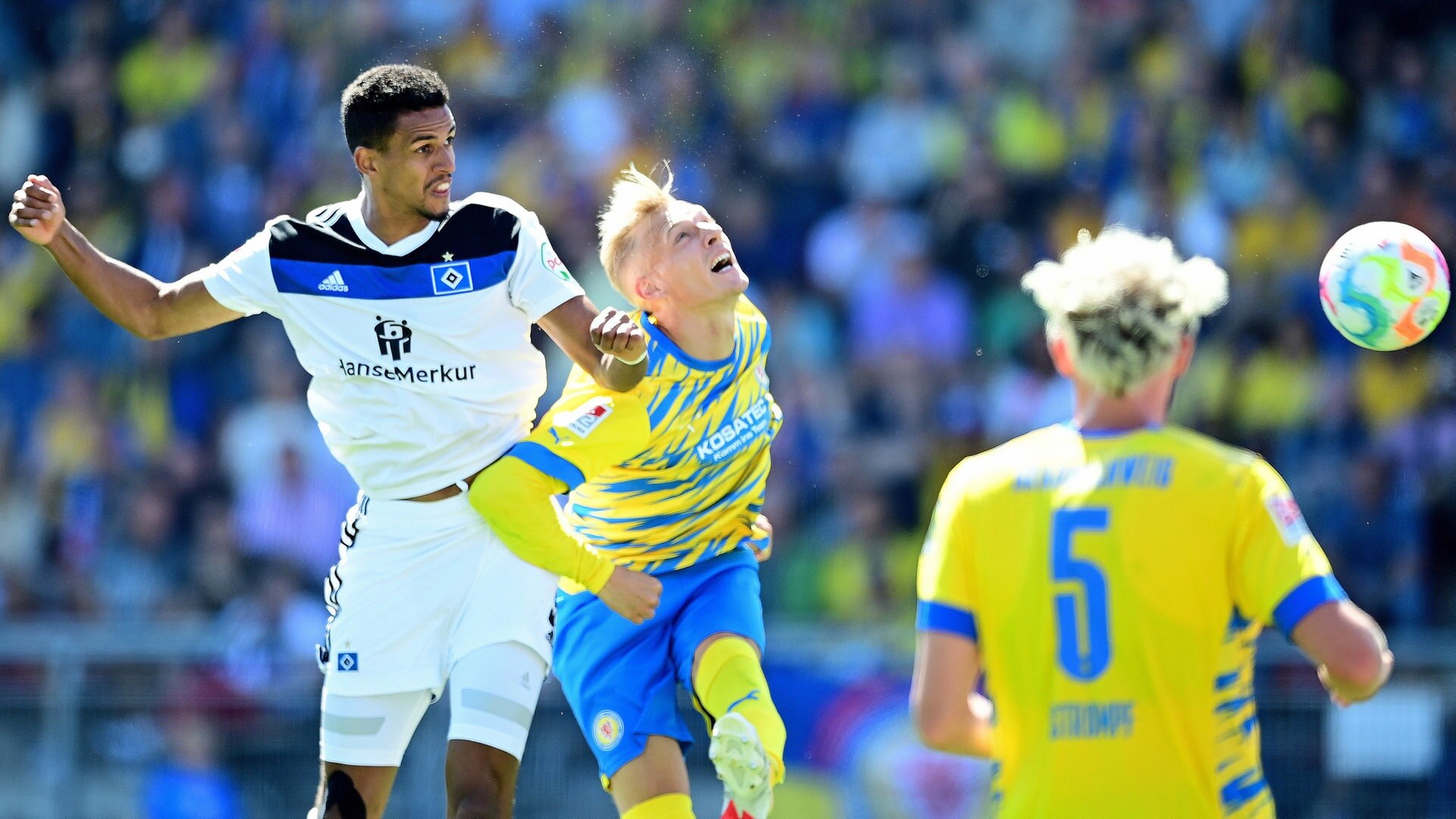 2:0 bei Eintracht Braunschweig: HSV mit Glück und Glatzel