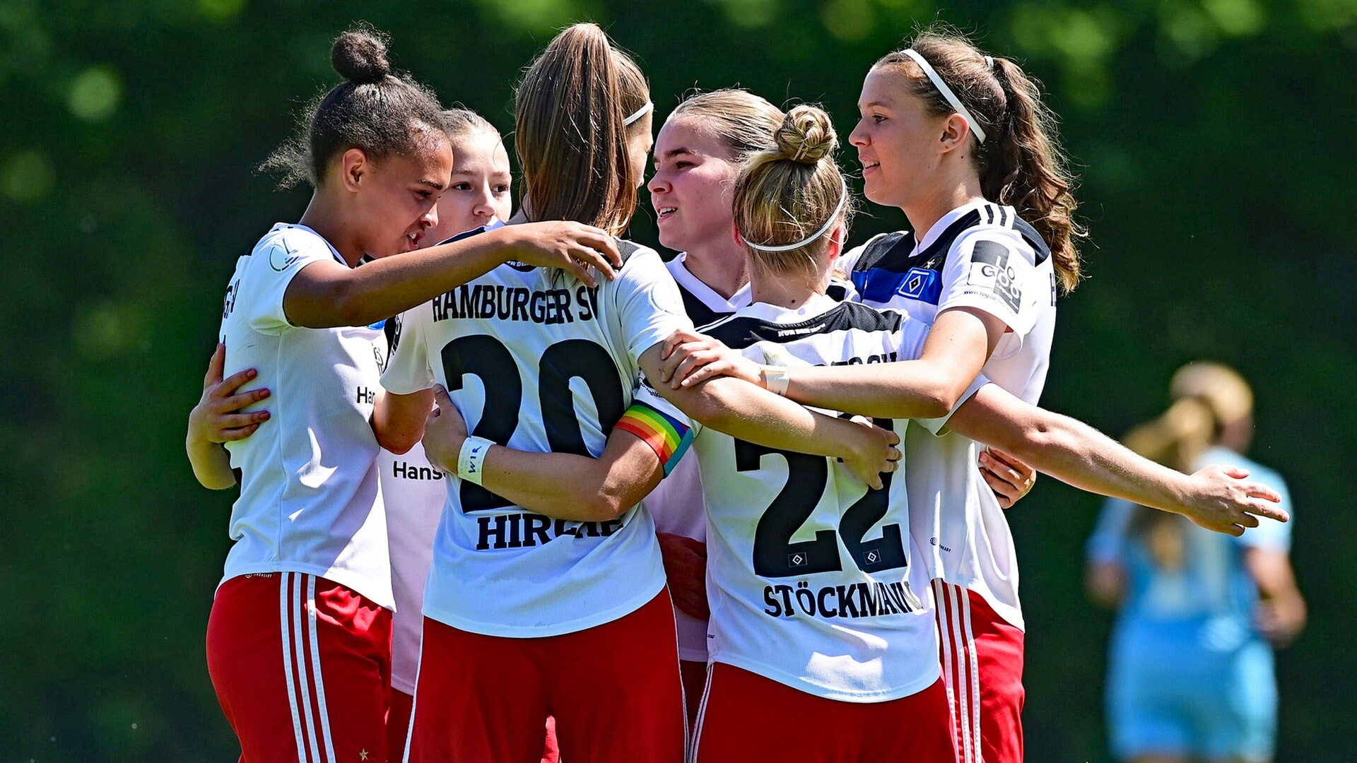 Klarer Sieg gegen Berlin HSV-Frauen vor Zweitliga-Aufstieg NDR.de - Sport