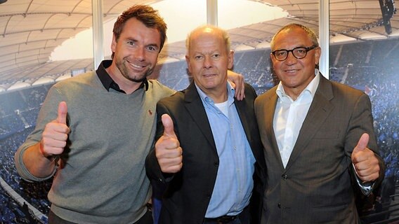 Hermann Rieger (Mitte) mit Bernd Hollerbach (l.) und  Felix Magath © Witters 