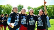 Jubel bei den Fußballerinnen des HSV: © Witters Foto: Tim Groothuis