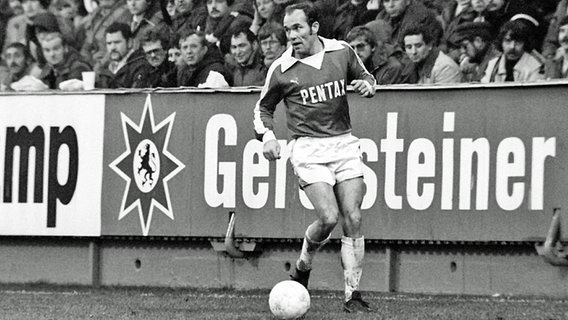 Werder Bremens Karl-Heinz Kamp © imago/Ferdi Hartung 