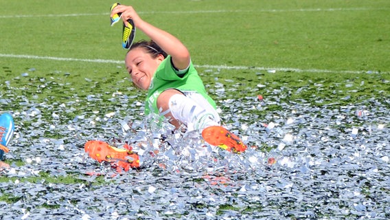 Nadine Keßler vom VfL Wolfsburg © picture alliance/Citypress 24 Foto: Schmelter/Citypress 24