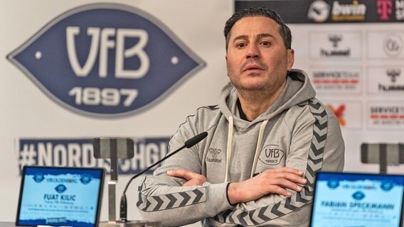 Trainer Fuat Kilic vom Fußball-Drittligisten VfB Oldenburg © picture alliance / Eibner-Pressefoto | Eibner-Pressefoto/Fabian Steffen 