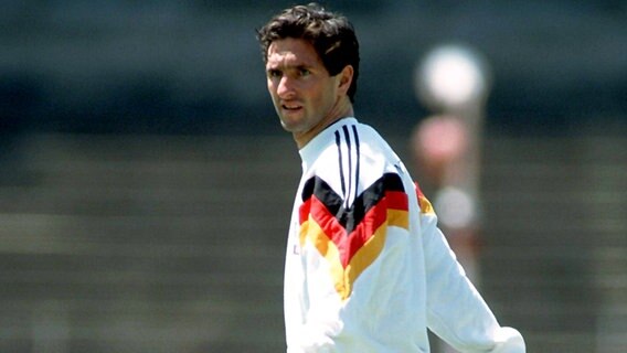 Bruno Labbadia beim Training mit der deutschen Nationalmannschaft © imago 